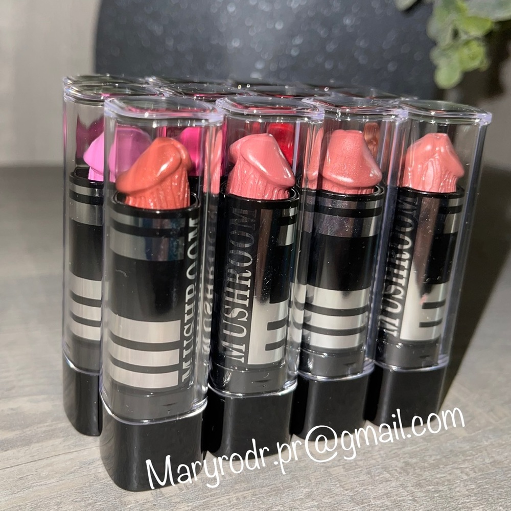 💄Peter lipstick will put a smile on your face!💋